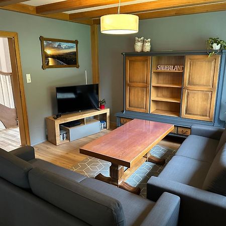 Modernisierte Ferienwohnung Im Schoenen Sauerland Meschede Ngoại thất bức ảnh