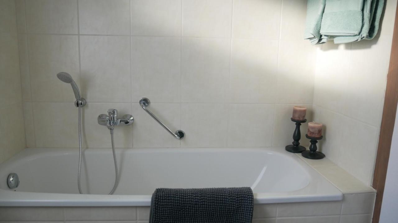 Modernisierte Ferienwohnung Im Schoenen Sauerland Meschede Ngoại thất bức ảnh