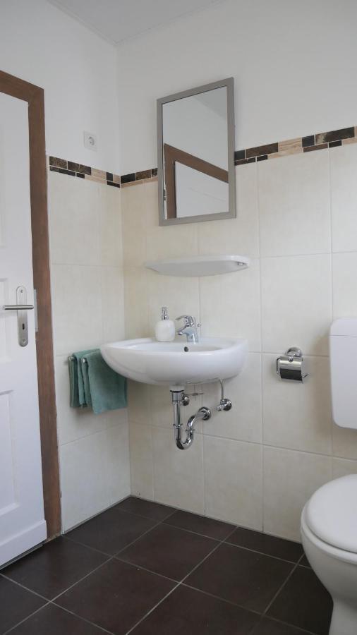 Modernisierte Ferienwohnung Im Schoenen Sauerland Meschede Ngoại thất bức ảnh