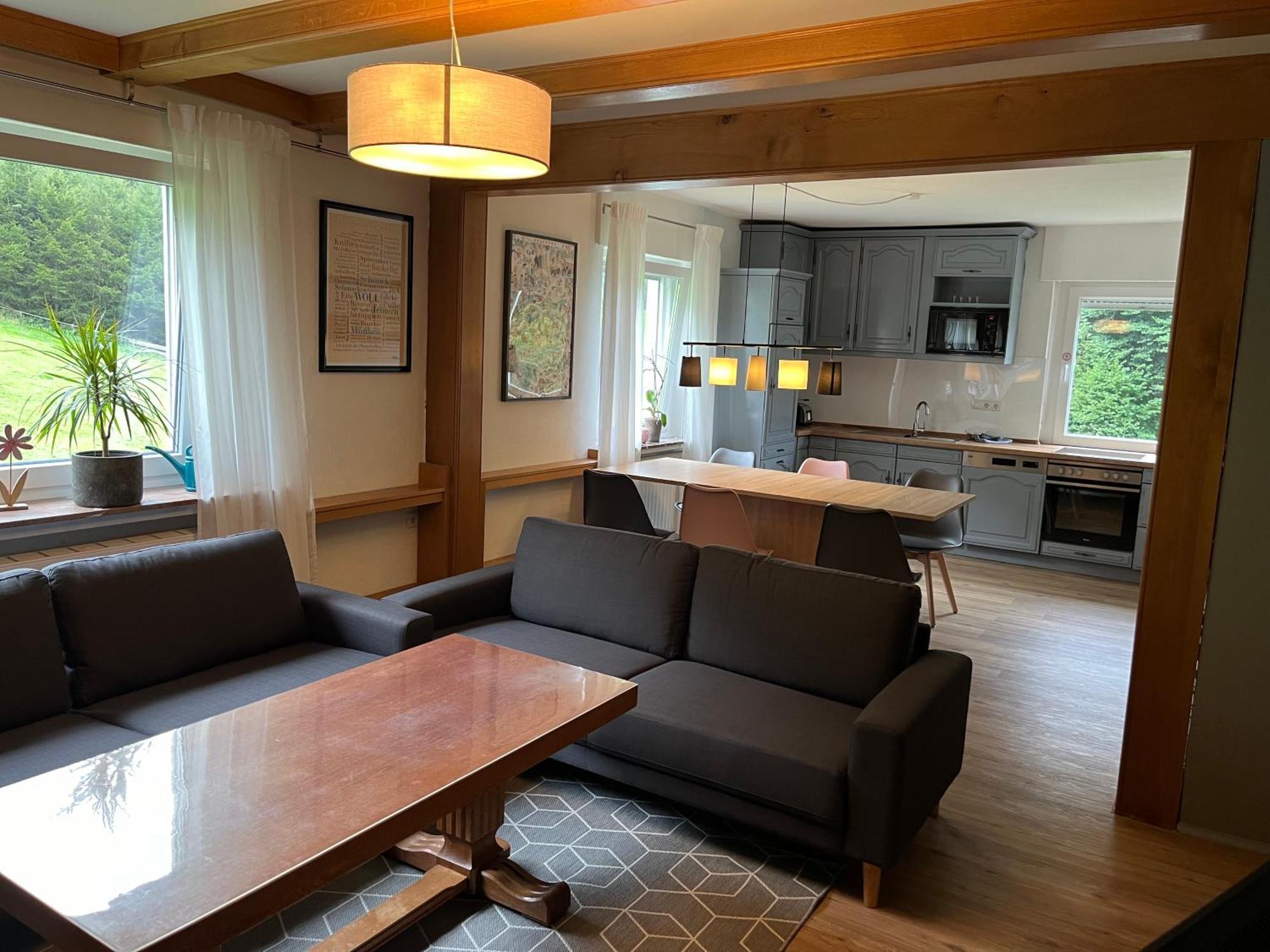 Modernisierte Ferienwohnung Im Schoenen Sauerland Meschede Ngoại thất bức ảnh