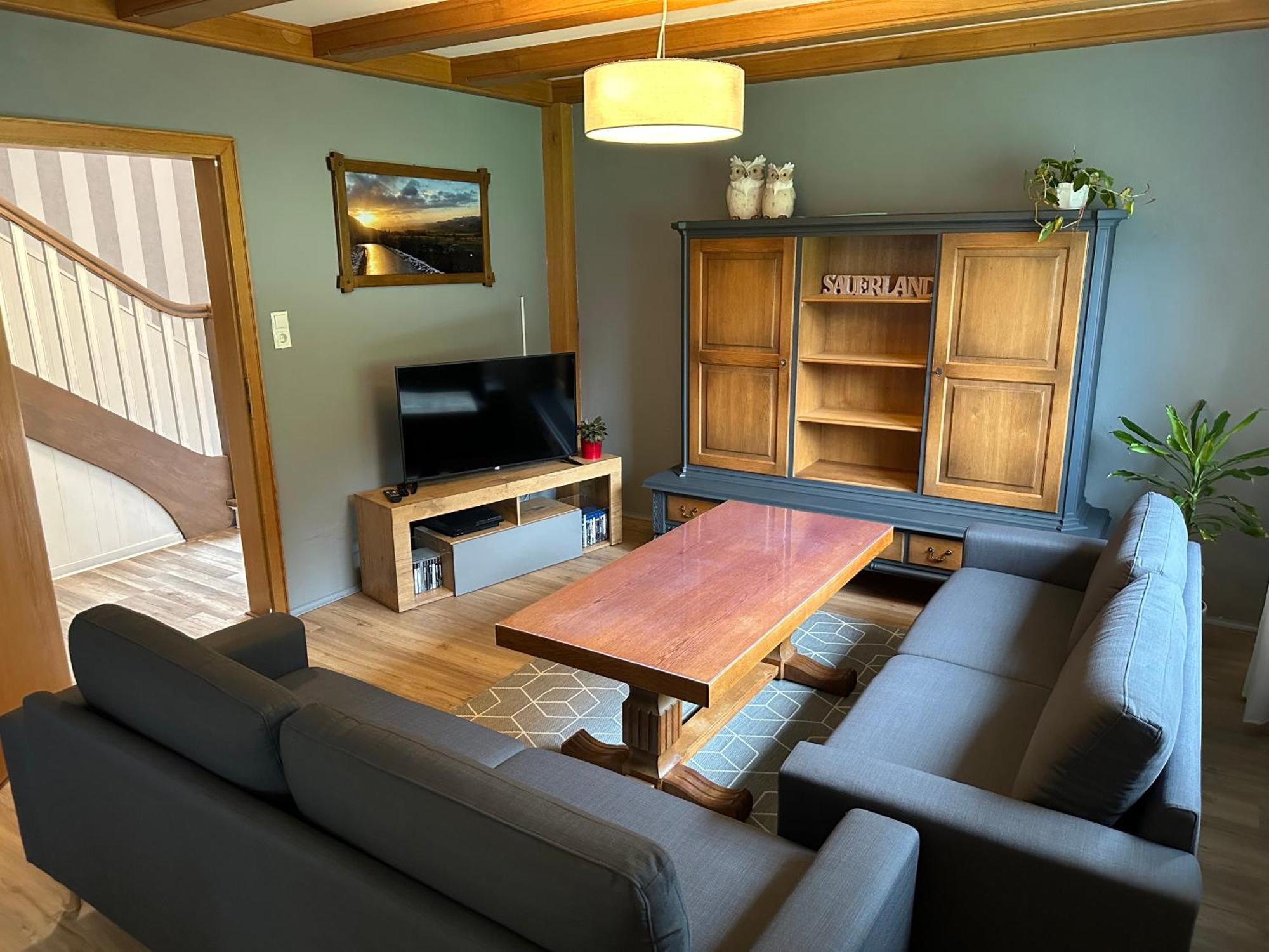 Modernisierte Ferienwohnung Im Schoenen Sauerland Meschede Ngoại thất bức ảnh